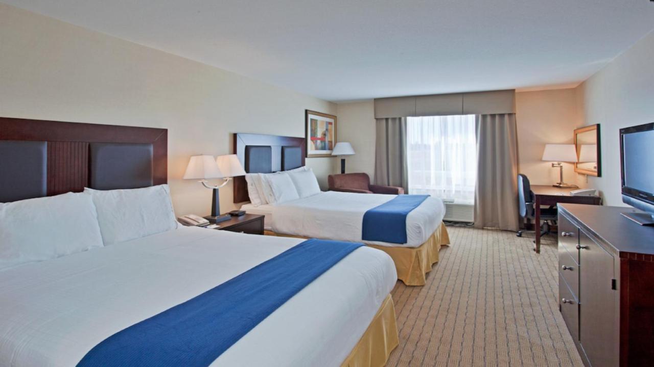 Holiday Inn Express Hotel & Suites Swift Current By Ihg Extérieur photo